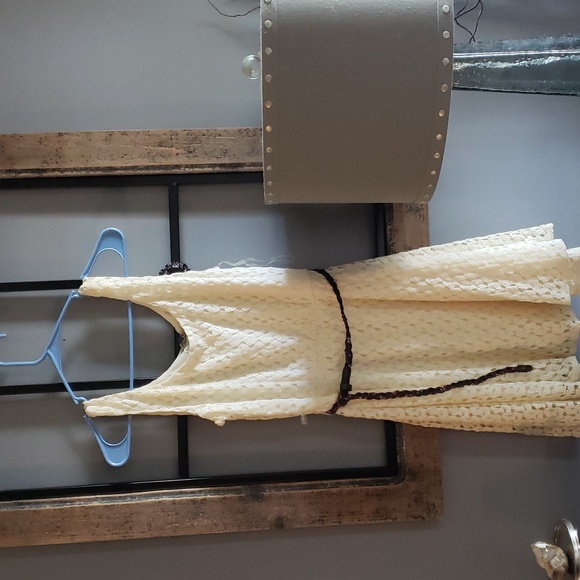 lily rose dress - Picture 1 of 4